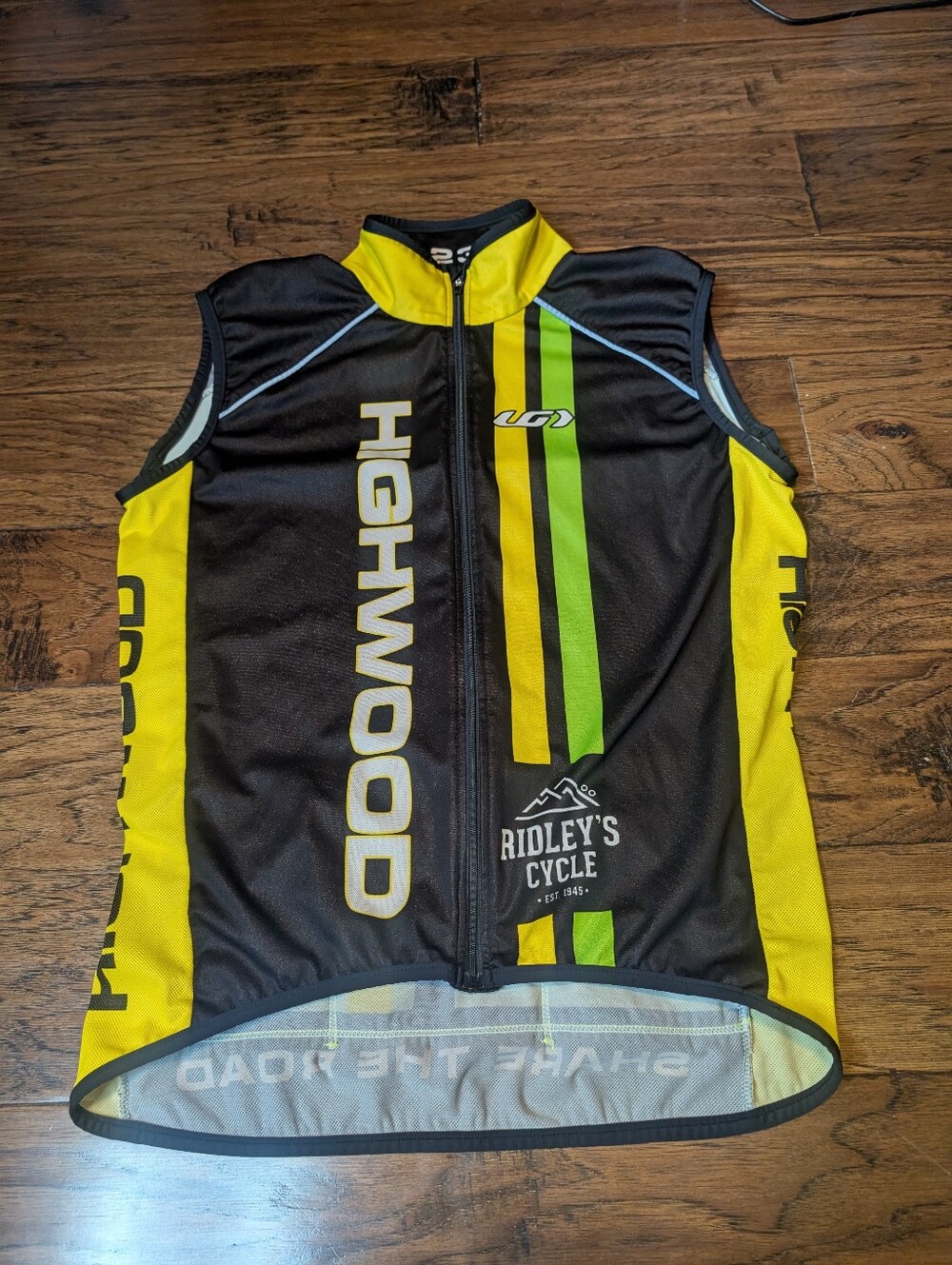 Highwood Cycling Club Vest Louis Garneau